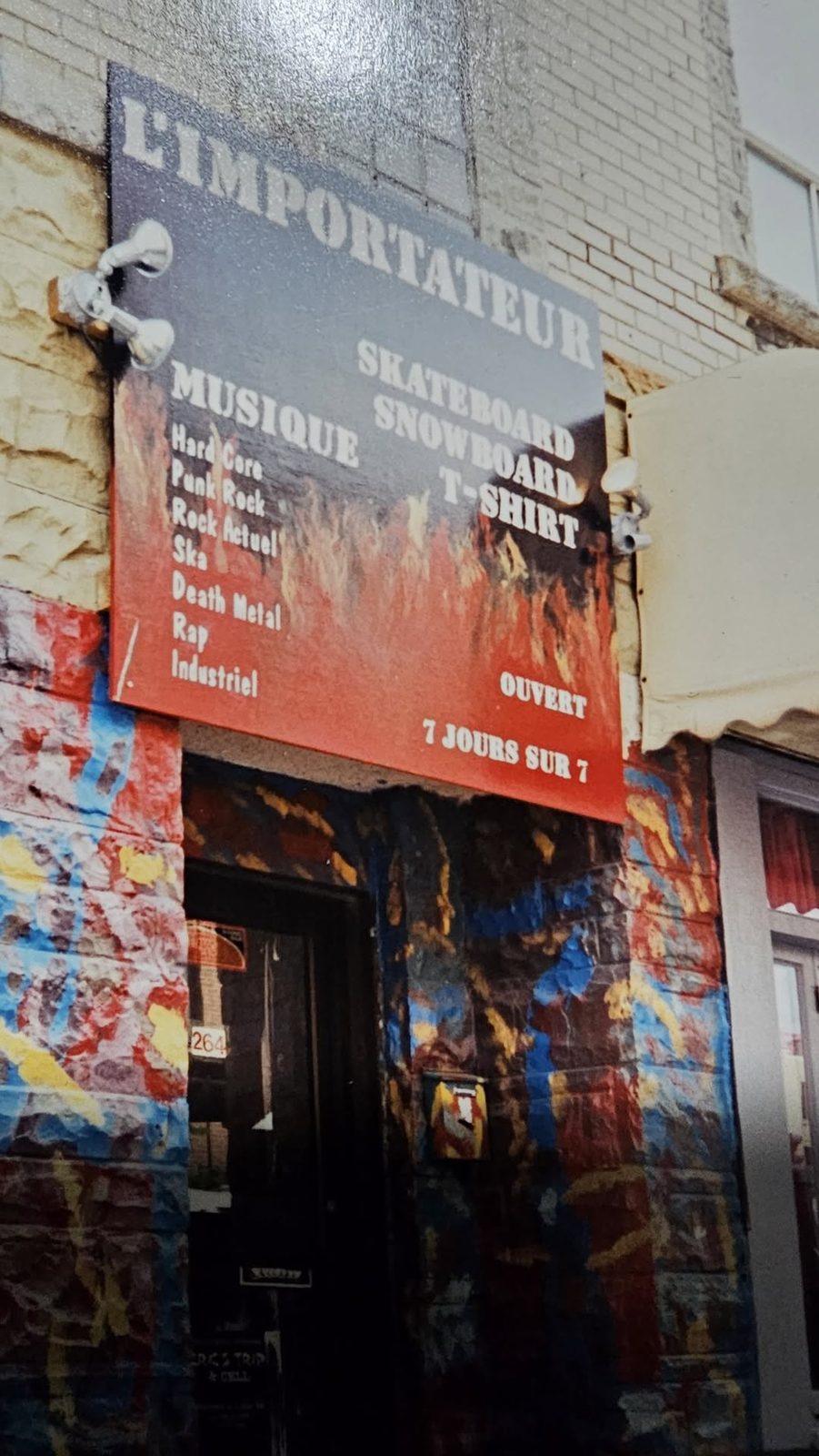 L'Importateur record shop in Quebec City